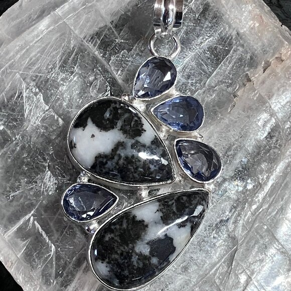 Amethyst and Zebra Jasper Pendant Stone Crystal Jewelry - Picture 6 of 6